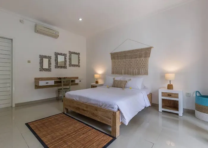 & Charming 3bedr With Private Pool